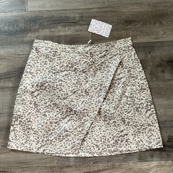 Free People Fake Out Faux Wrap Skirt in Light Combo Leopard Print Faux Leather 8 - Picture 2 of 6